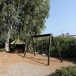 بيت للعطل Aeolos Beachfront Family Kouverta