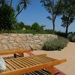 بيت للعطل Aeolos Beachfront Family