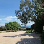بيت للعطل Aeolos Beachfront Family Kouverta