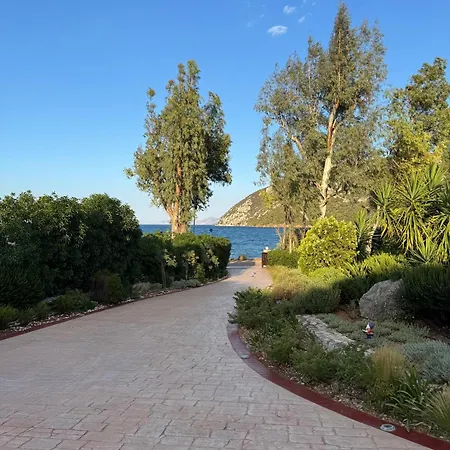 Tatil Evi Aeolos Beachfront Family