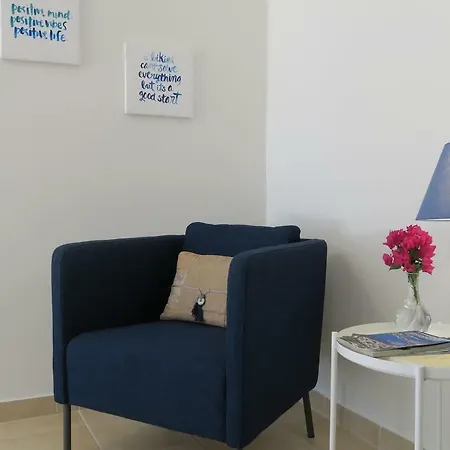 別荘 Aeolos Beachfront Family Kouverta