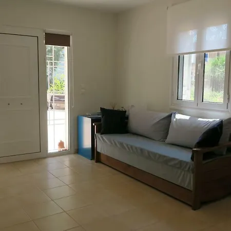 Aeolos Beachfront Family Vakantiehuis