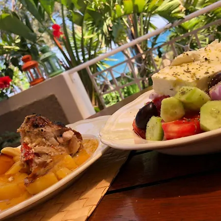 Aeolos Beachfront Family 別荘 Kouverta