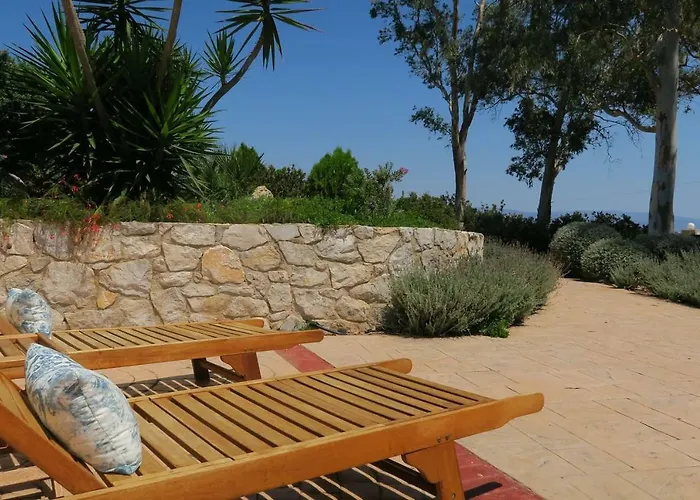 Сasa de vacaciones Aeolos Beachfront Family