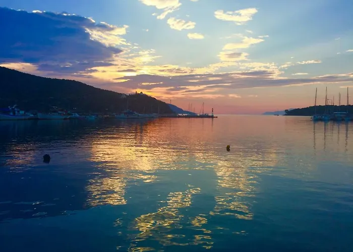 Aeolos Beachfront Family Tatil Evi *